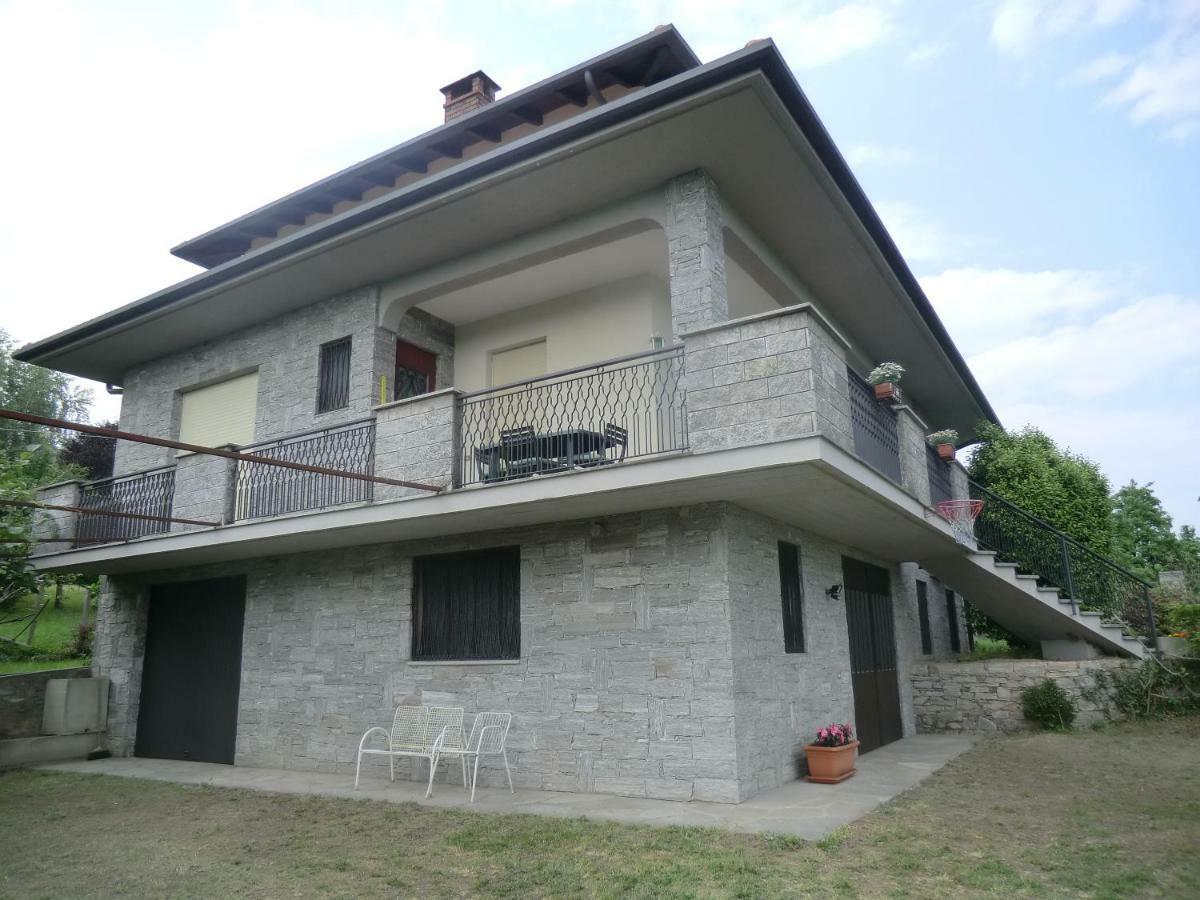 Ferienwohnung Casale Cadeloro Nebbiuno Exterior foto