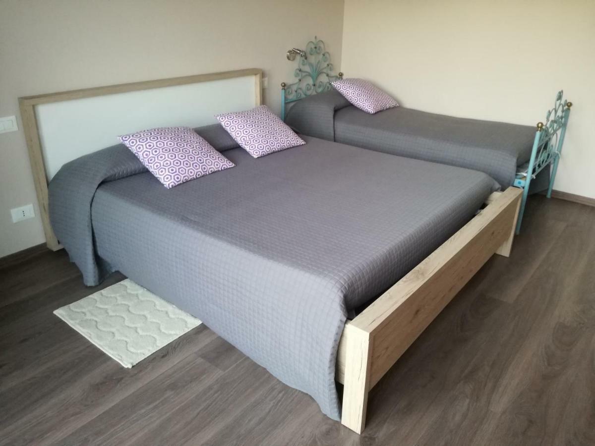 Ferienwohnung Casale Cadeloro Nebbiuno Exterior foto